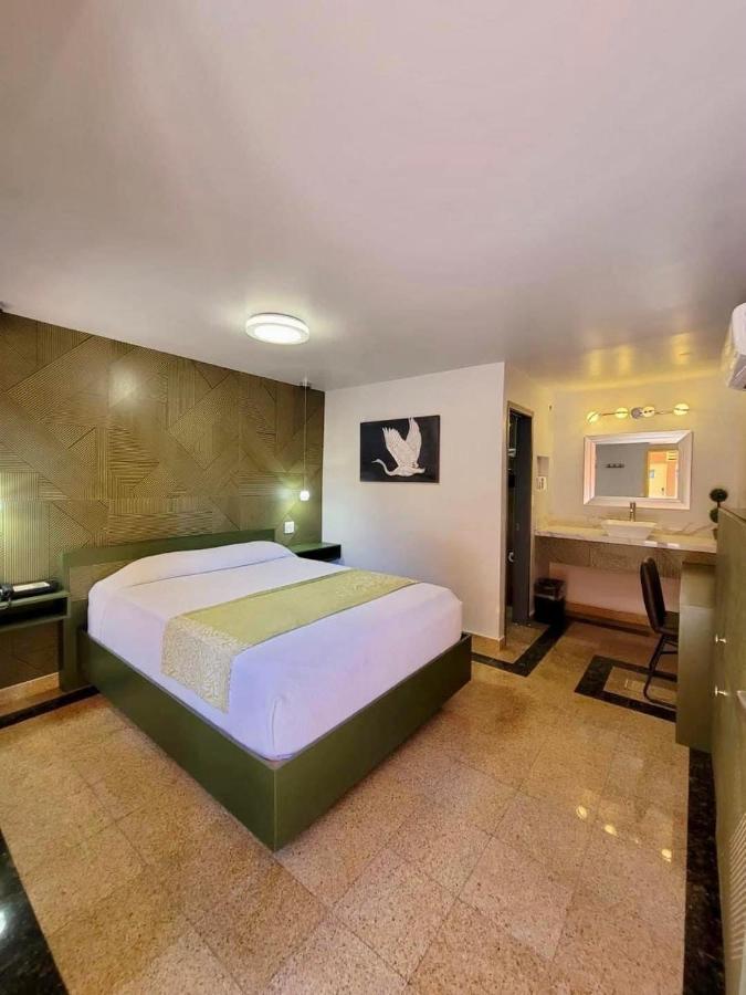 Hotel Aqua Rio Tijuana Esterno foto