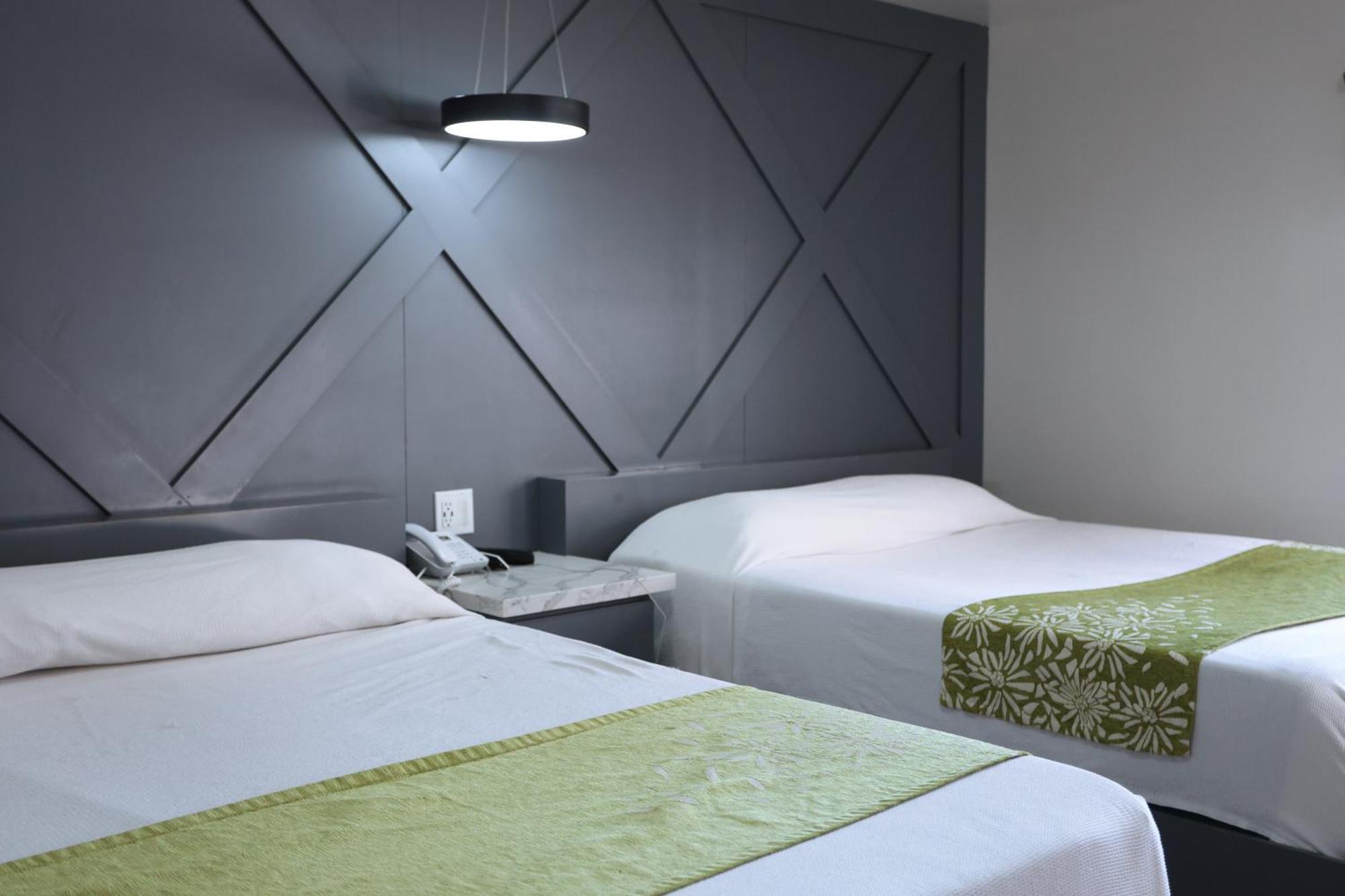 Hotel Aqua Rio Tijuana Esterno foto